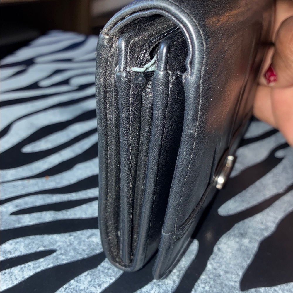 Coach Black Leather Folded Wallet - Picture 4 of 17